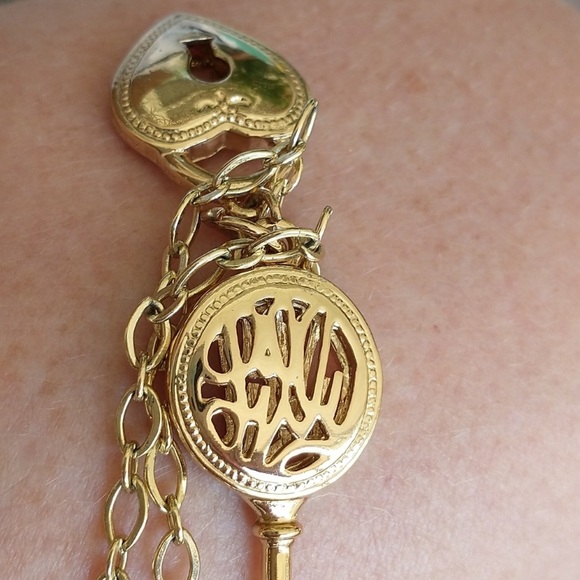 💕Lily Pulitzer heart lock and key chain necklace. Like new - Picture 3 of 7